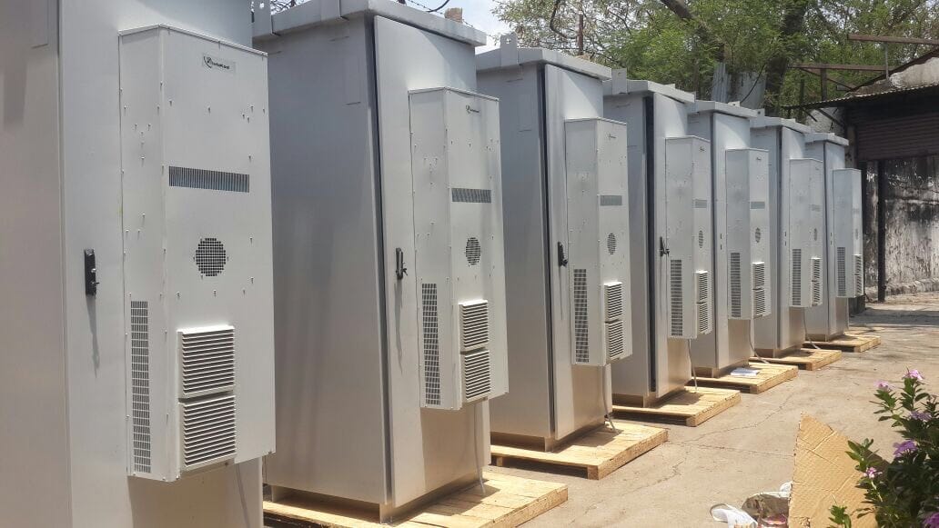 Outdoor cabinet solution